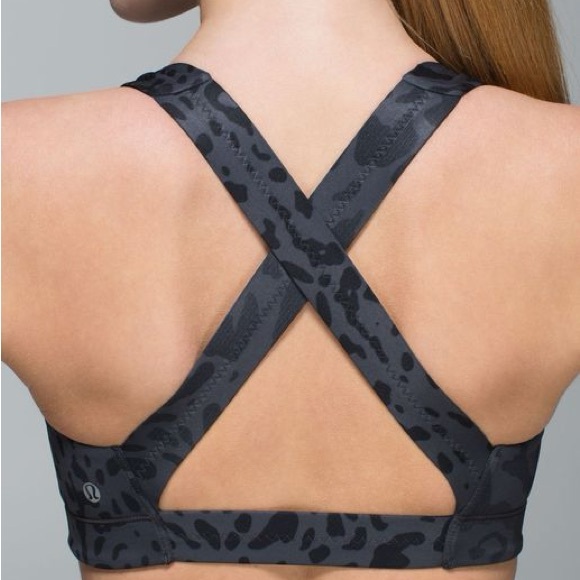 Lululemon in a flash bra II - Picture 6 of 6